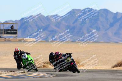 media/Jan-08-2022-SoCal Trackdays (Sat) [[1ec2777125]]/Turn 4 (1145am)/